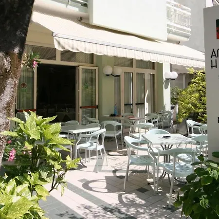 Amoha - Hotel 2*